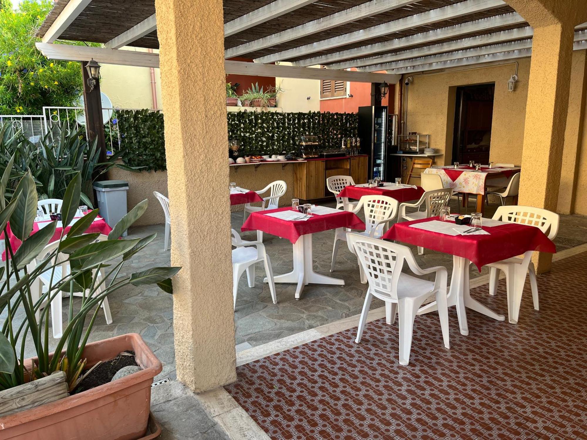 Casa Tacconi Bed and Breakfast Villasimius Buitenkant foto